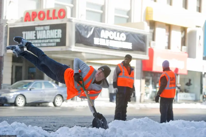 Балет в метро и душе: как танцоры оживляют обыденность