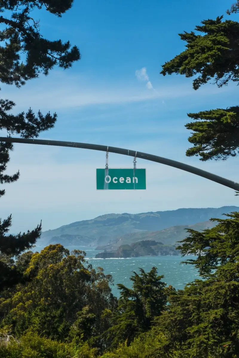 Сюрреалистический эскапизм Кан Хи Ким: когда фотошоп заменяет путешествия