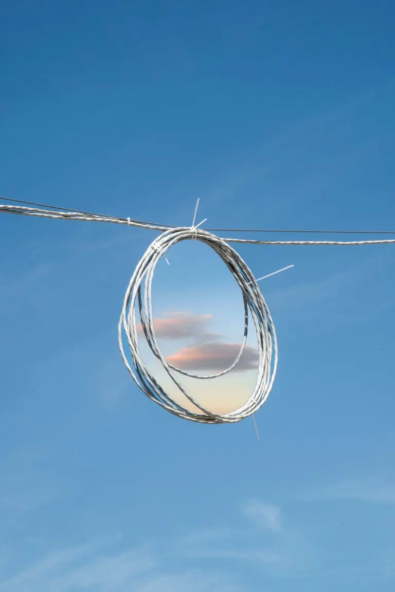 Сюрреалистический эскапизм Кан Хи Ким: когда фотошоп заменяет путешествия