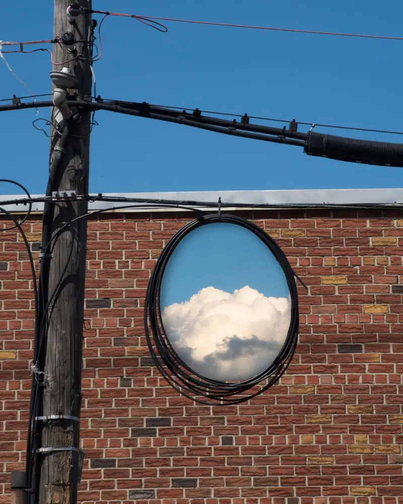 Сюрреалистический эскапизм Кан Хи Ким: когда фотошоп заменяет путешествия