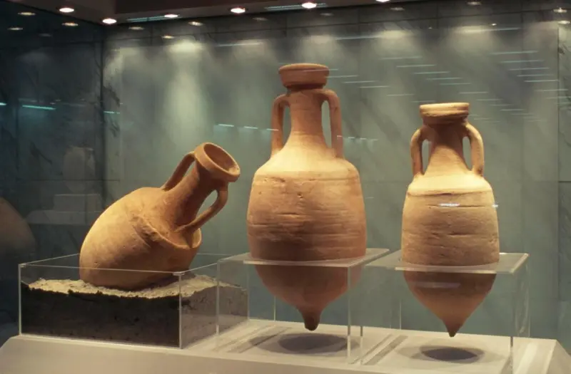Неустойчивые, но гениальные: вся правда о древних амфорах