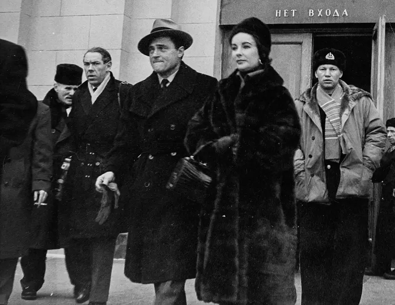 Тайные визиты королевы Голливуда: что Элизабет Тейлор делала в Советском Союзе