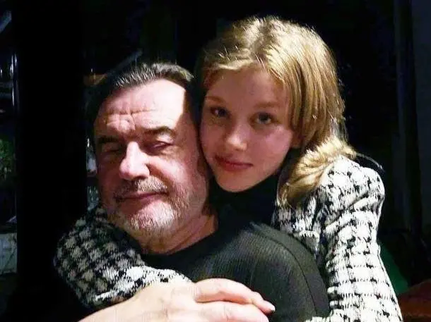 Анна Пересильд решила не доучиваться: звезда «Слова пацана» бросает школу ради карьеры