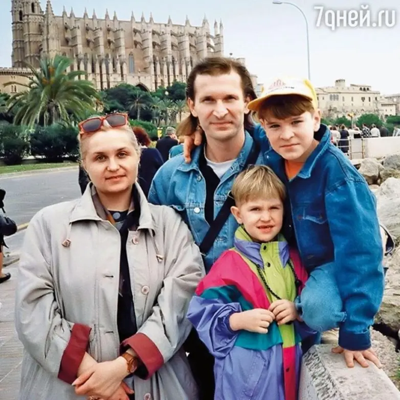 Архивные кадры 90-х: как это было