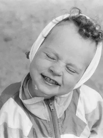 Материнская любовь: Раппопорт показала детские фото дочери Тарасовой