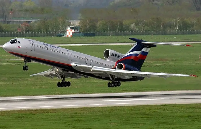 Почему легендарный Ту-154 исчез с небес: история рабочей лошадки советской авиации