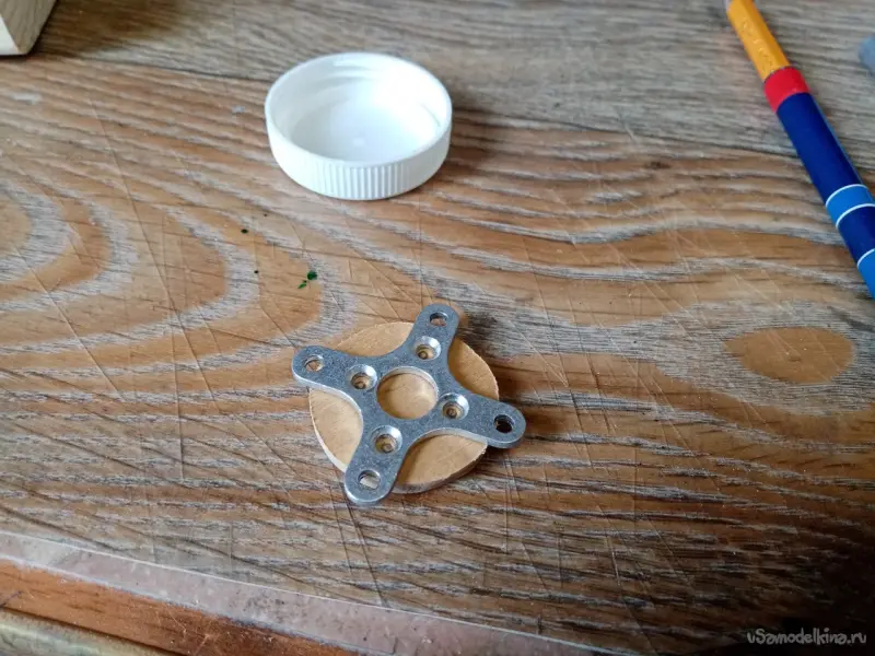 Вторая жизнь молочной бутылки: Как сделать мотораму для «летающего крыла» в классе Open Combat