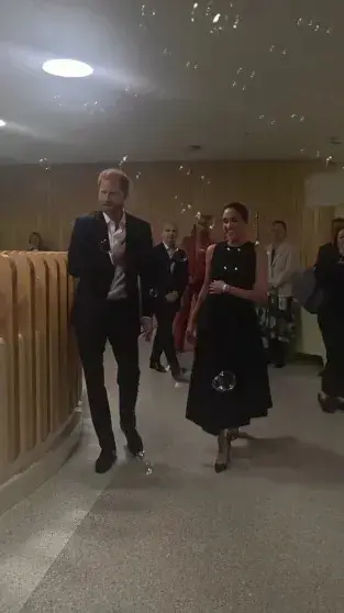 Австралийский вояж Меган и Гарри: хайкинг на фоне скандалов