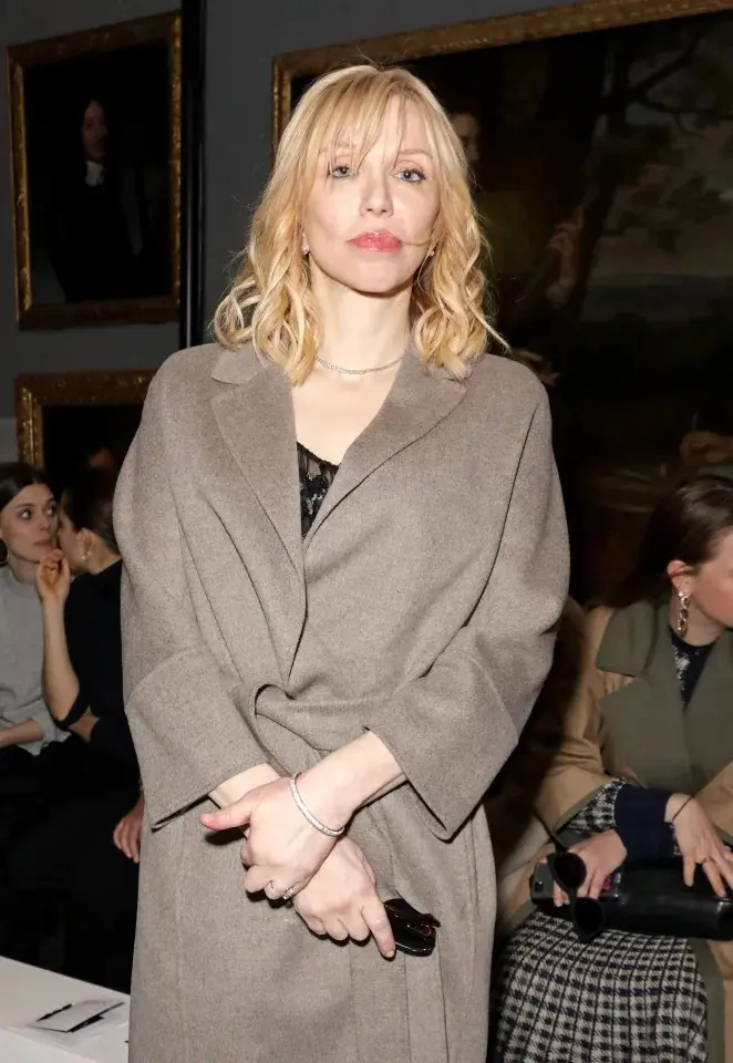 Кортни Лав: руины, покрытые граффити