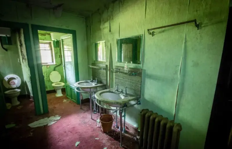 Дэвид Гилмор: имение с привидениями