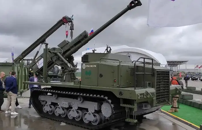 Робот Клевер