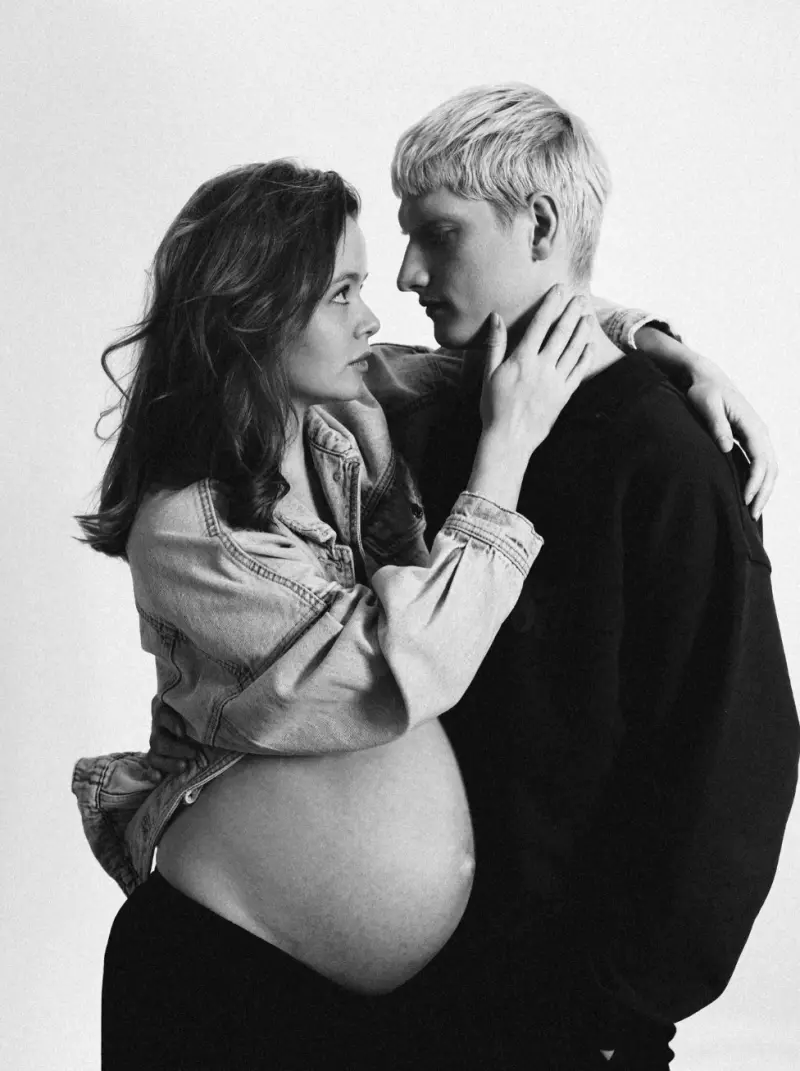 Семь лет вместе: Мила Ершова и Святослав Рогожан в ожидании сына