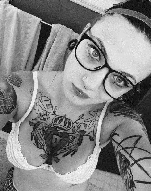 Истории на коже: 21 снимок девушек, для которых тату — способ рассказать о себе без слов