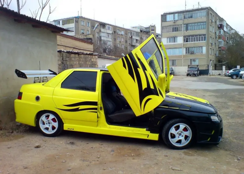 Автомобильный креатив: 25 примеров тюнинга на грани фантастики и безвкусицы