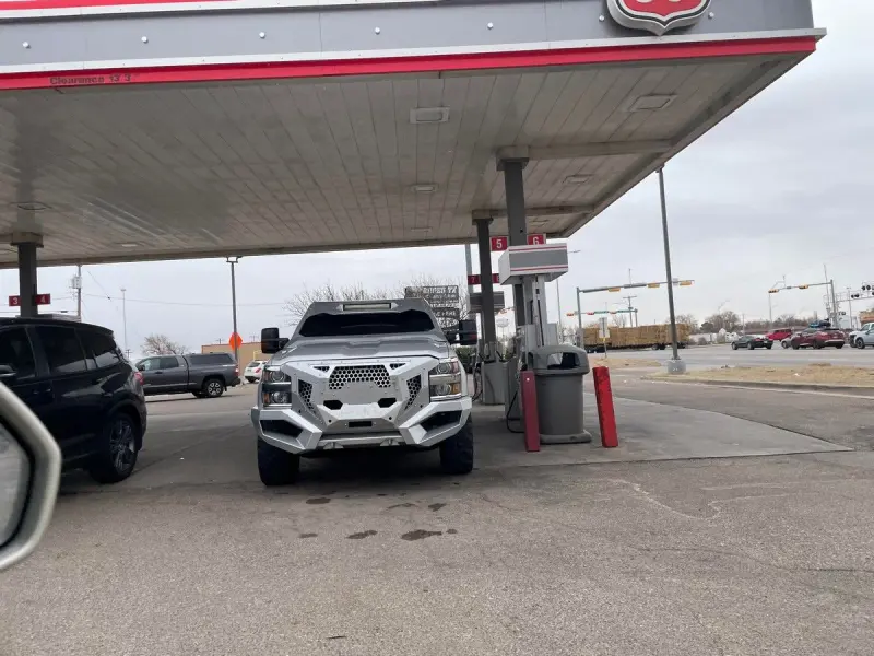 Автомобильный креатив: 25 примеров тюнинга на грани фантастики и безвкусицы