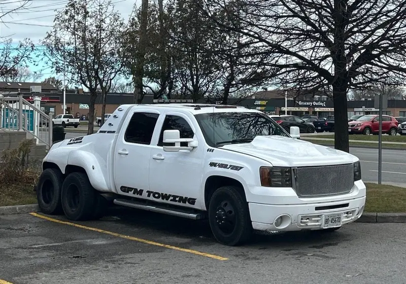 Автомобильный креатив: 25 примеров тюнинга на грани фантастики и безвкусицы