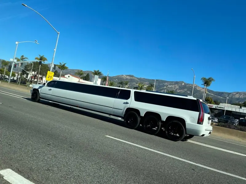 Автомобильный креатив: 25 примеров тюнинга на грани фантастики и безвкусицы