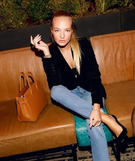 Елизавета Пескова рассказала, как родители избавили её от комплексов