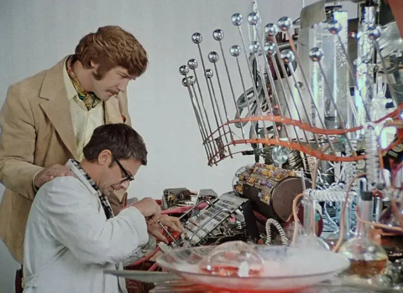 Как скульптор за два дня изобрёл машину времени для Гайдая