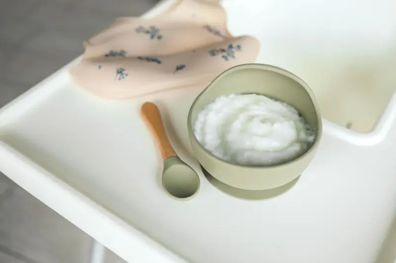 Как правильно вводить кашу в прикорм: подробный гид для родителей