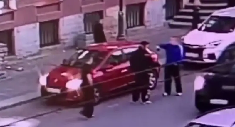 Попытка разнять драку в Петербурге закончилась избиением и стрельбой