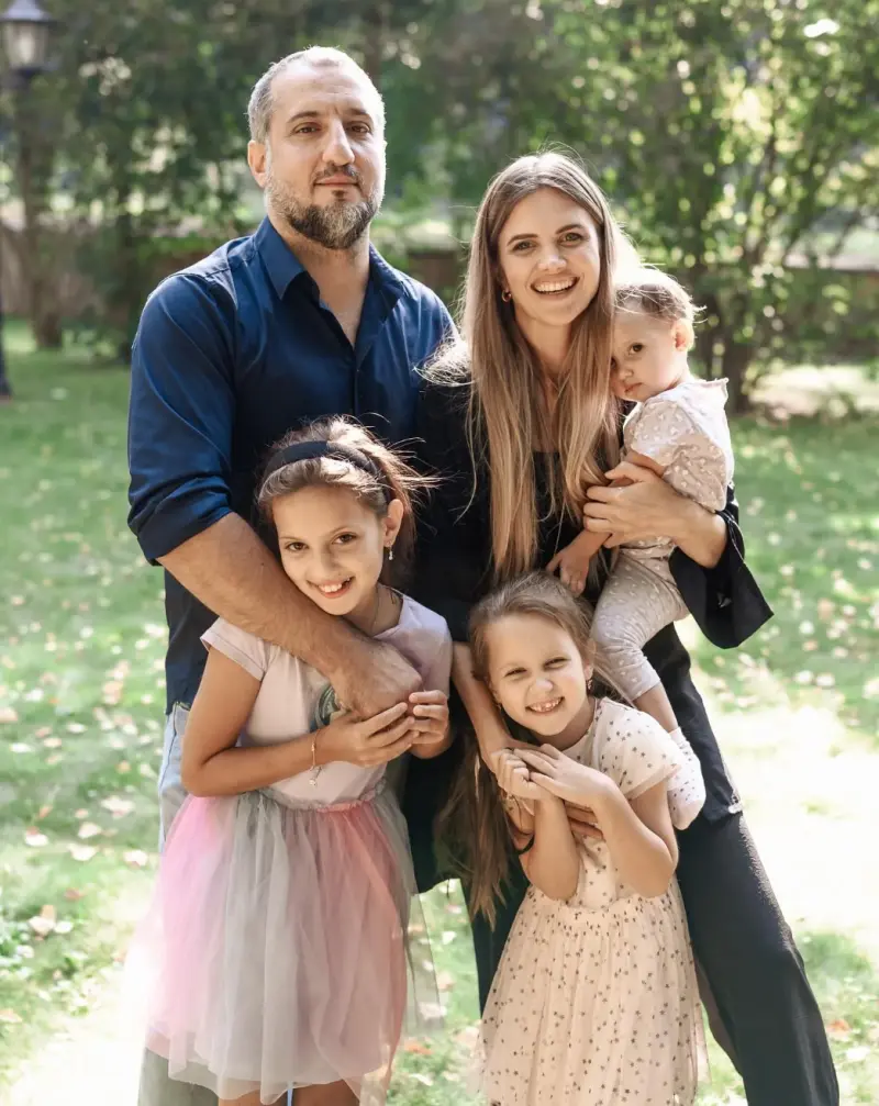 Тайный наследник звезды «Универа»: как Арарат Кещян 14 лет скрывал сына и отказал ему в квартире