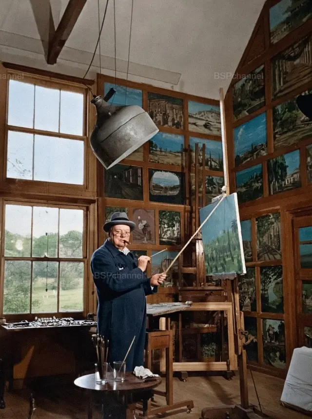 Архивные снимки: как выглядели легенды XX века в реальной жизни