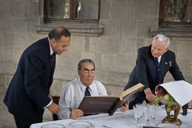 Архивные снимки: как выглядели легенды XX века в реальной жизни