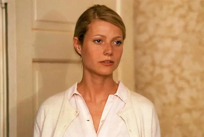 «Она забирала мои вещи»: Невестка рассказала о ворующей свекрови и муже-пособнике