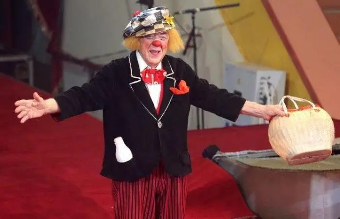 Солнечный клоун Олег Попов: 25 лет в изгнании и возвращение на Родину