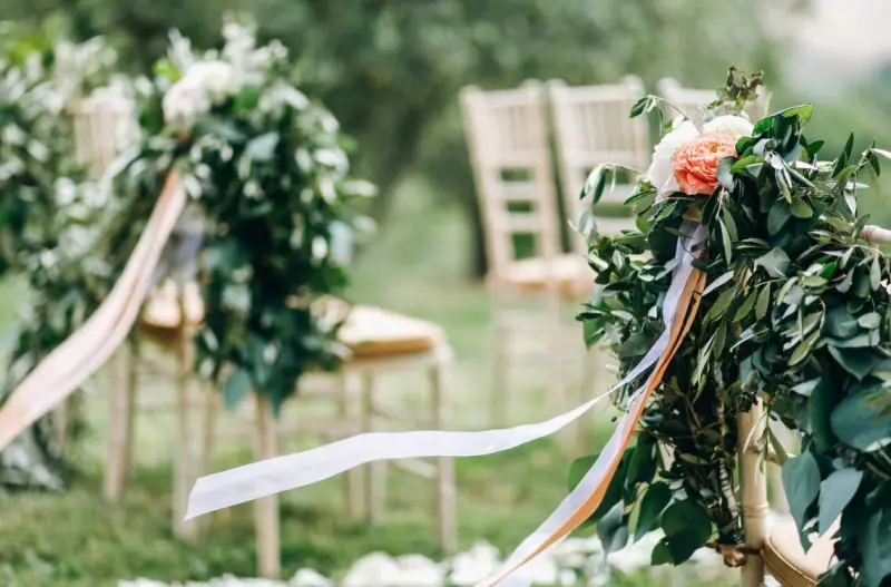 Мама попросила 50% от денег, которые нам подарят на свадьбу — это вообще нормально?