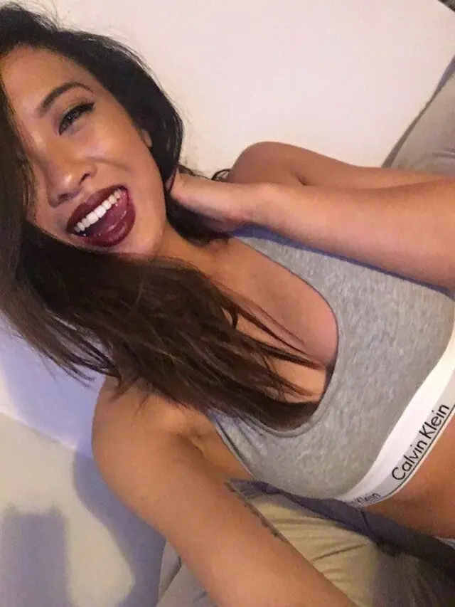 Грация вне границ: 21 образ азиатских девушек, стирающих грань между классикой и стритвиром