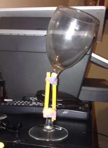 «Я у мамки инженер!»: 23 гениально-безумных лайфхака, которые работают вопреки законам физики