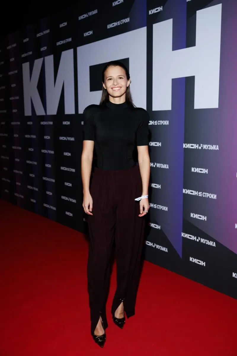 Звездный вечер в Театре на Цветном: анонсы премьер и фото гостей