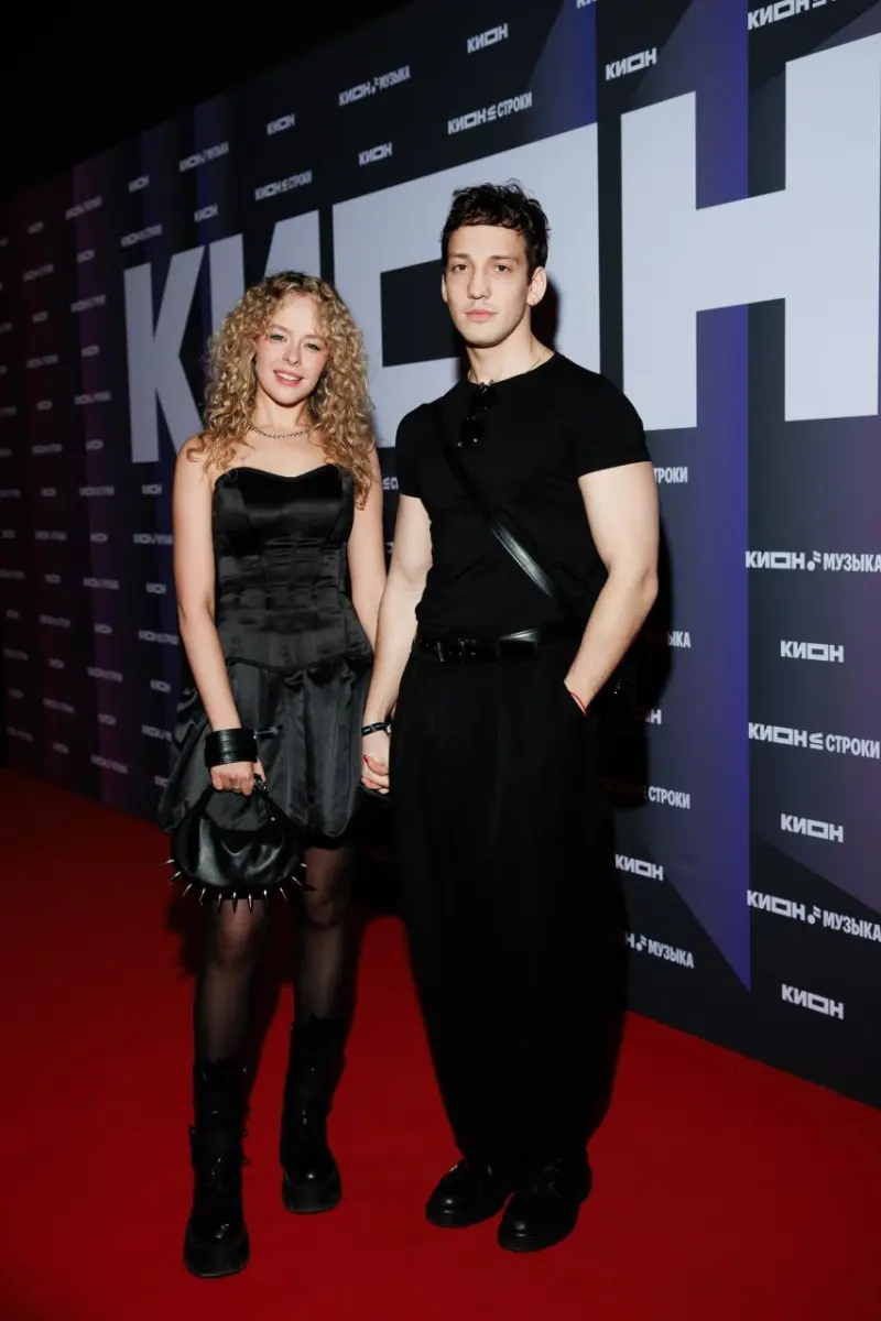 Звездный вечер в Театре на Цветном: анонсы премьер и фото гостей