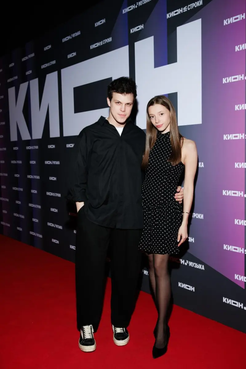 Звездный вечер в Театре на Цветном: анонсы премьер и фото гостей