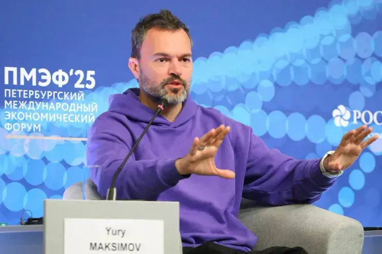 Миллиардер Юрий Максимов заявил, что почти не читает книг, чтобы не мешать своему мышлению Юрий Максимов, миллиардер, книги, чтение, мышление, Сайберус, предприниматель, бизнес, интервью
