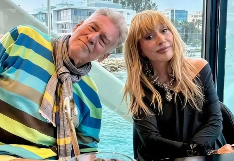 Алла Пугачёва отметила 77-летие на Кипре в кругу семьи и друзей Алла Пугачёва, Артемий Троицкий, день рождения, Кипр, семья, знаменитости, эмиграция