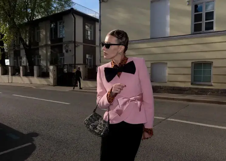 Ксения Собчак ответила подписчику на критику из-за любви к западным брендам Ксения Собчак, мода, бренды, стиль, критики, ответ, образ, Valentino, Fendi, Gucci