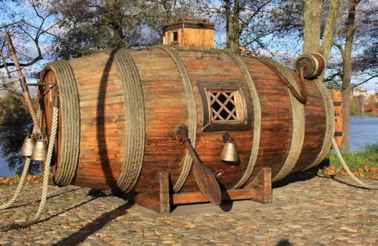 Как неграмотный плотник построил первую русскую подлодку для Петра I