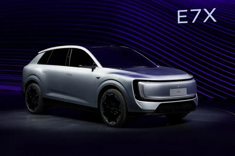 Встречайте AUDI E7X: большой электрический кроссовер с салоном премиум-класса