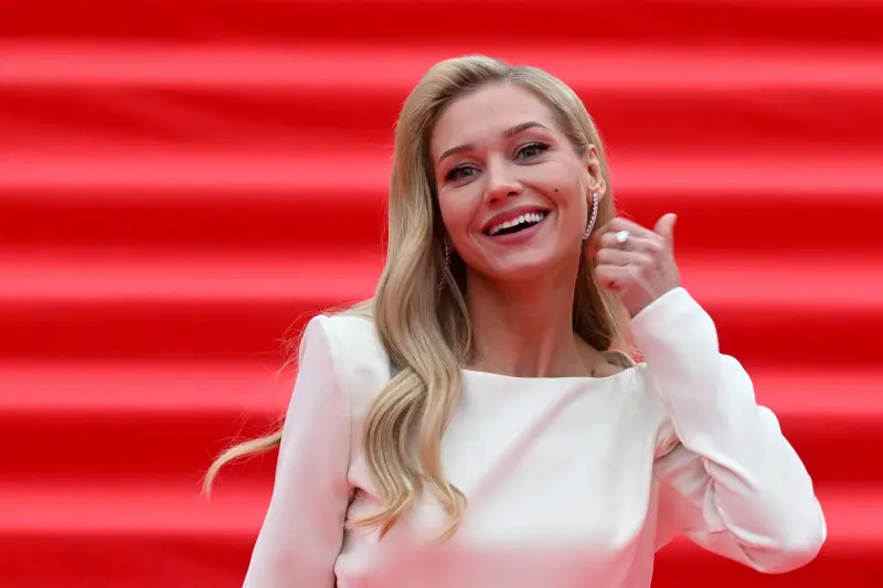 Тихая роскошь: как звезды покоряли закрытие ММКФ-2026 ММКФ, кинофестиваль, звезды, красная дорожка, мода, стиль, образы, Юлия Снигирь, Елизавета Боярская, Ляйсан Утяшева, Анна Калашникова, Анетта Орлова, Кристина Асмус