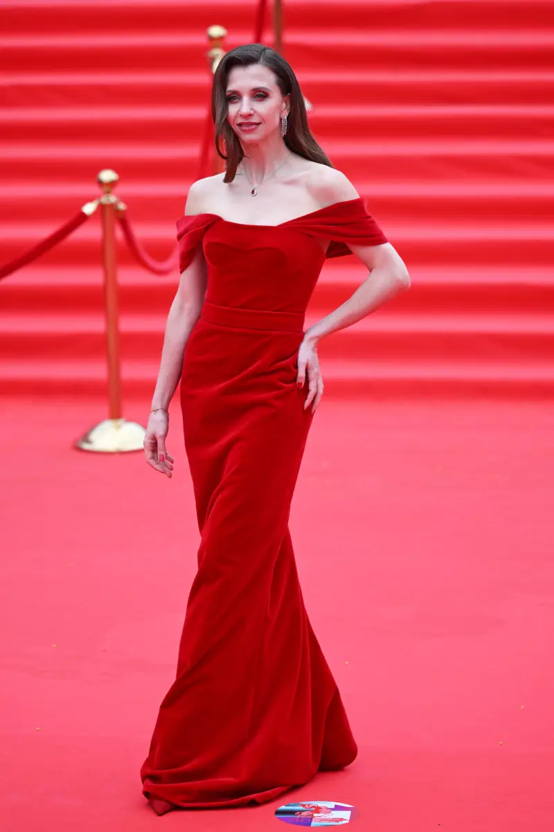 Тихая роскошь: как звезды покоряли закрытие ММКФ-2026 ММКФ, кинофестиваль, звезды, красная дорожка, мода, стиль, образы, Юлия Снигирь, Елизавета Боярская, Ляйсан Утяшева, Анна Калашникова, Анетта Орлова, Кристина Асмус