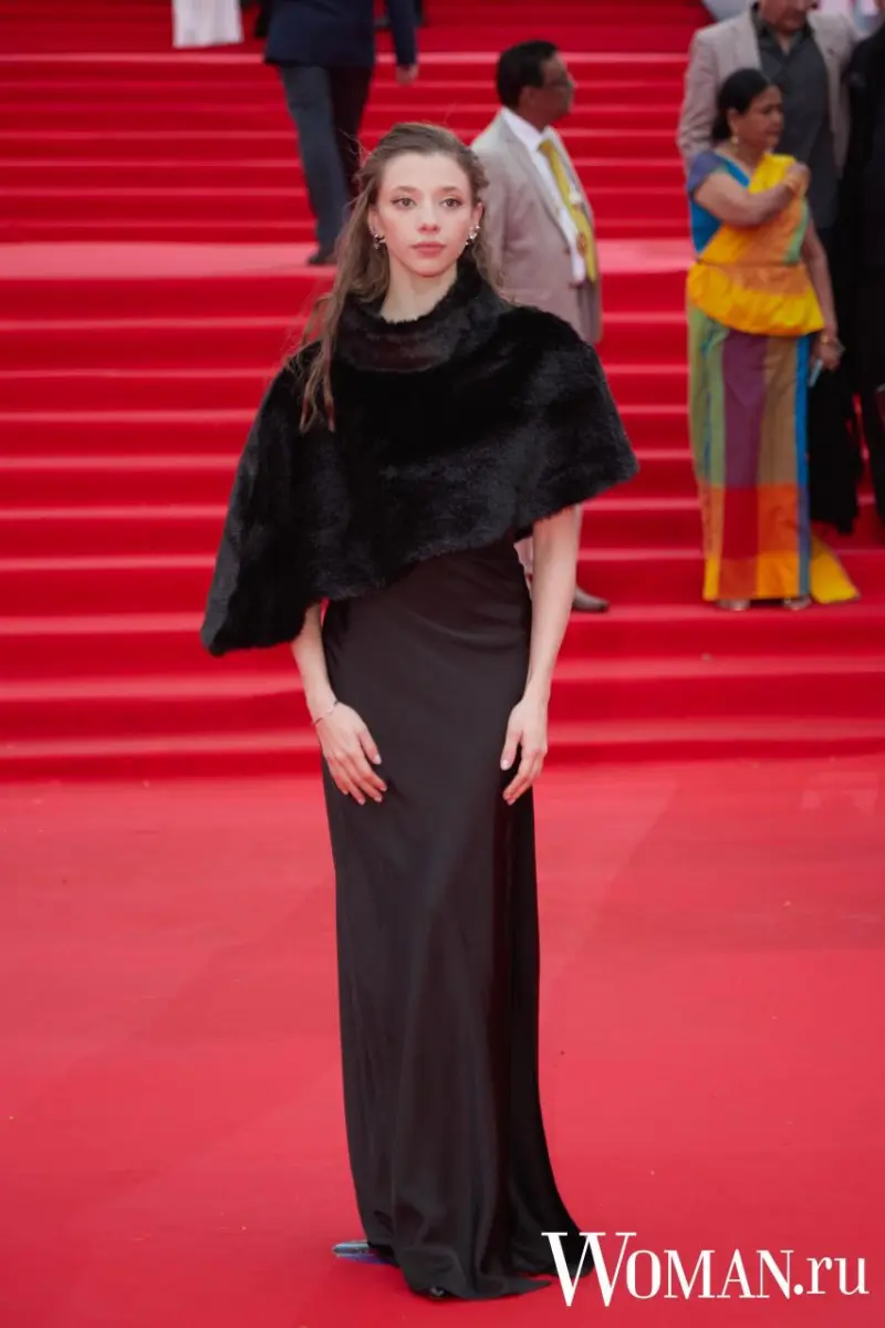 Тихая роскошь: как звезды покоряли закрытие ММКФ-2026 ММКФ, кинофестиваль, звезды, красная дорожка, мода, стиль, образы, Юлия Снигирь, Елизавета Боярская, Ляйсан Утяшева, Анна Калашникова, Анетта Орлова, Кристина Асмус
