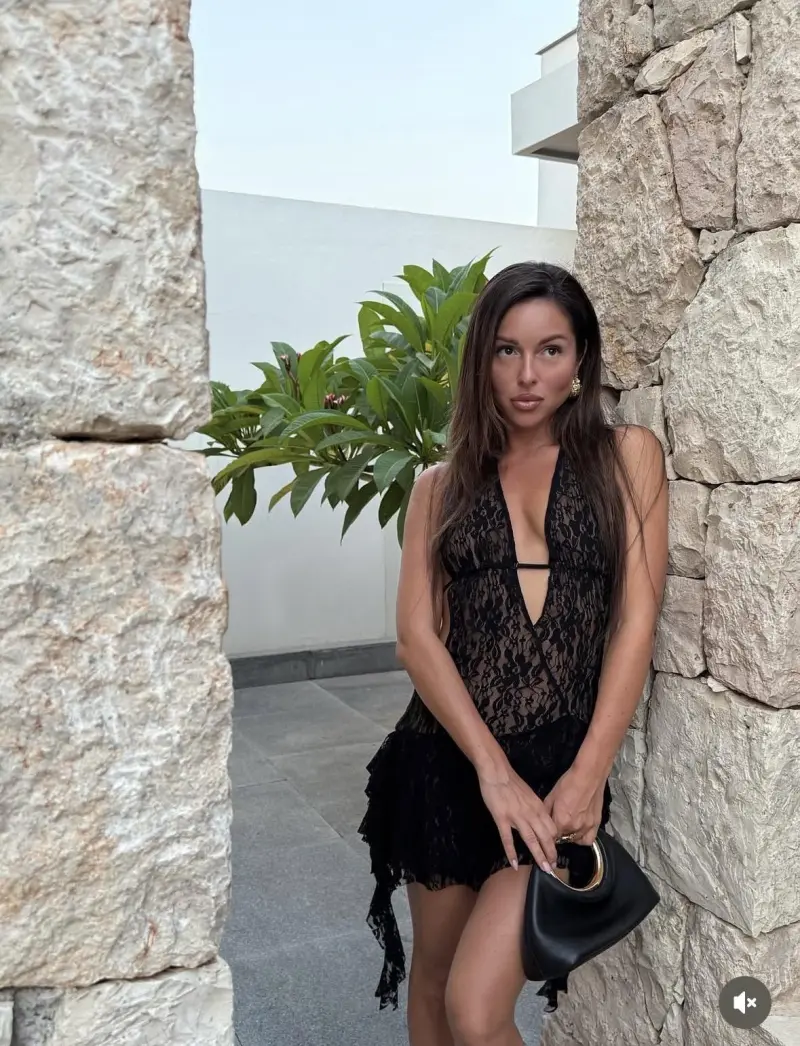 Нюша больше не одна: фанаты по тату вычислили нового парня певицы Нюша, Влад Ханецкий, роман, отношения, Дубай, музыкант, диджей