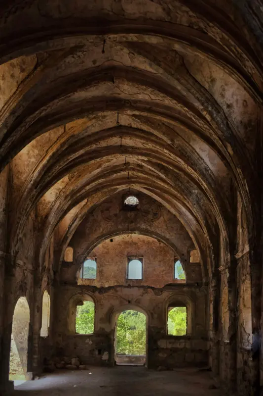 Где время застыло: как выглядит город, в котором сто лет не ступала нога человека Каякёй, город-призрак, Турция, заброшенный город, Фетхие, Левисси, ЮНЕСКО, история, руины, переселение