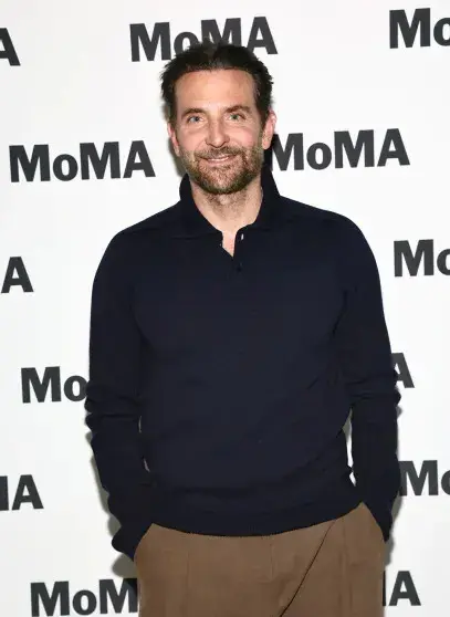 31 год, цветы и «мой мужчина»: Джиджи Хадид показала подарок от Брэдли Купера Джиджи Хадид, Брэдли Купер, день рождения, подарок, букет, знаменитости, отношения, свадьба, Ирина Шейк, Зейн Малик