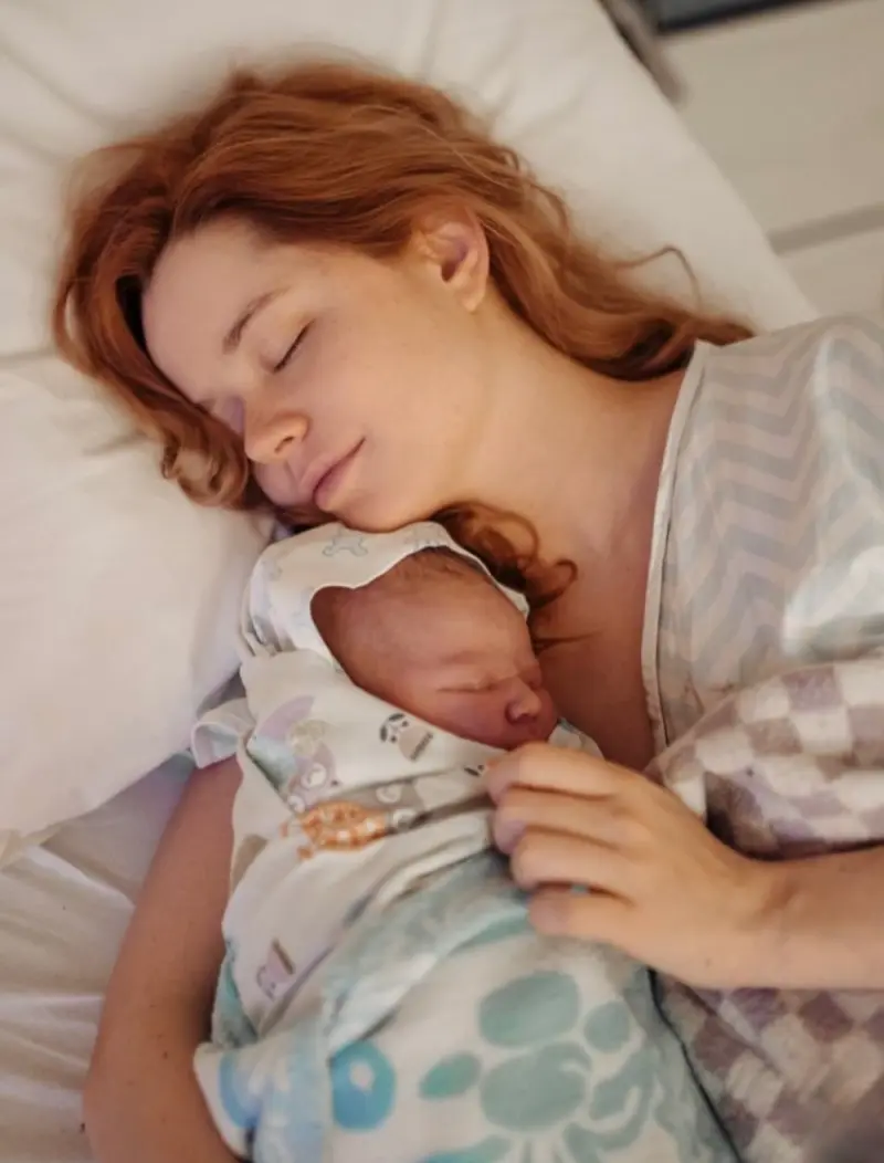 Мила Ершова и Святослав Рогожан впервые стали родителями: сын получил сказочное имя Мила Ершова, Святослав Рогожан, рождение ребенка, знаменитости, семья, новорожденный, Кай