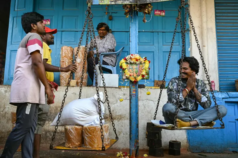 Быт и контрасты: 40 снимков из Индии, которые заставят задуматься Индия, фотографии, жизнь, контрасты, Реутер, Нью-Дели, культура, бедность