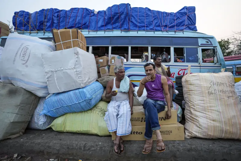 Быт и контрасты: 40 снимков из Индии, которые заставят задуматься Индия, фотографии, жизнь, контрасты, Реутер, Нью-Дели, культура, бедность